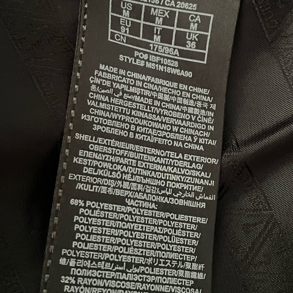 Black Sport Coat with Notch Lapel and Solid Design - Picture 6 of 6